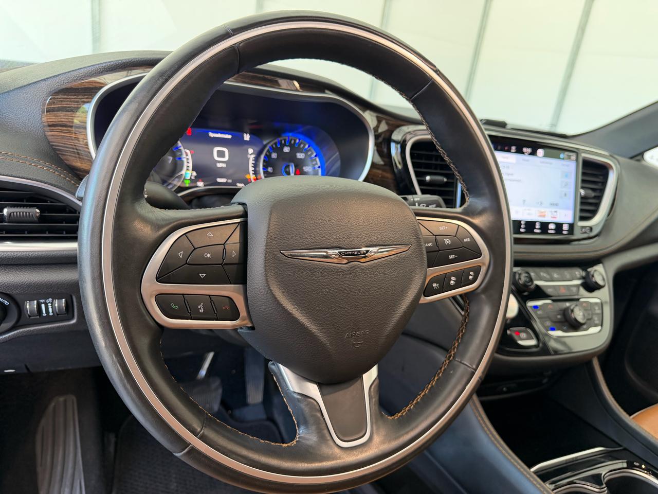 Chrysler Pacifica Pinnacle AWD 2021
