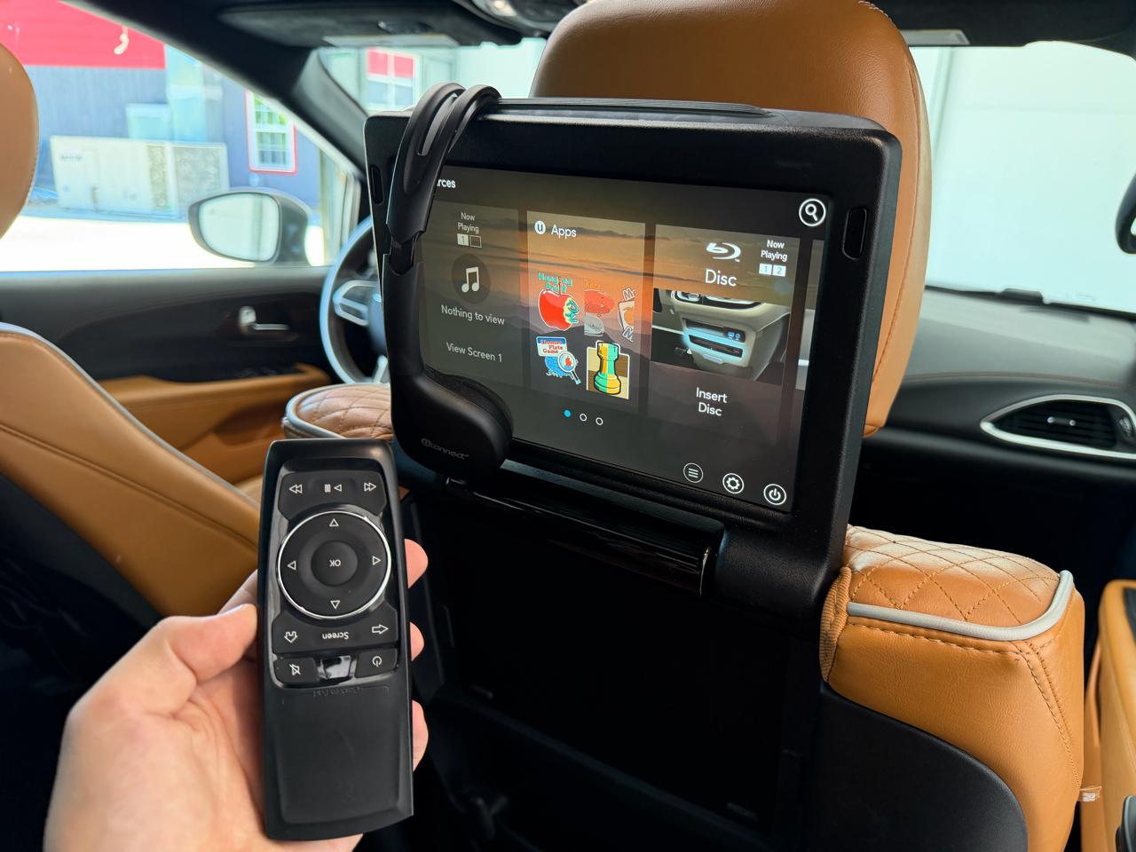 Chrysler Pacifica Pinnacle AWD 2021