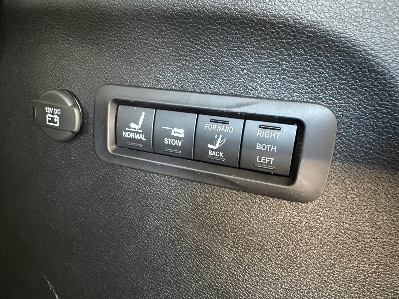 Chrysler Pacifica Pinnacle AWD 2021