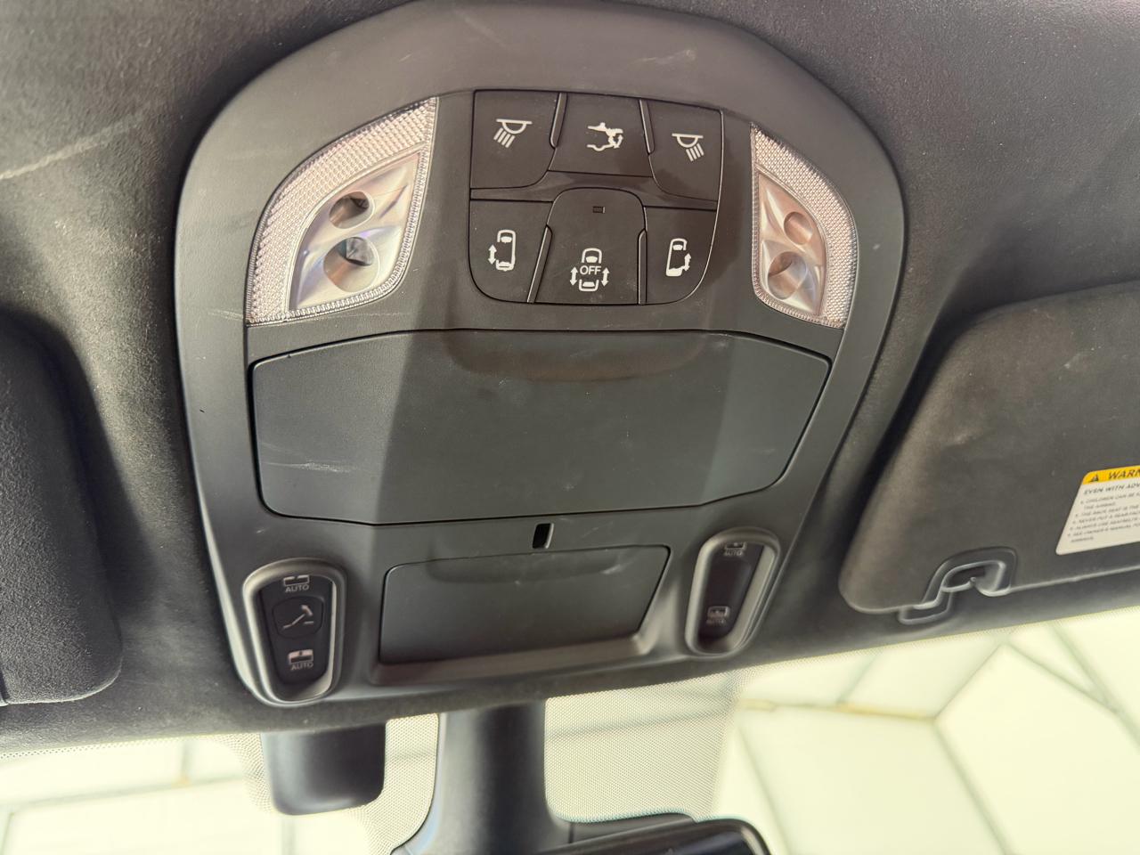 Chrysler Pacifica Pinnacle AWD 2021