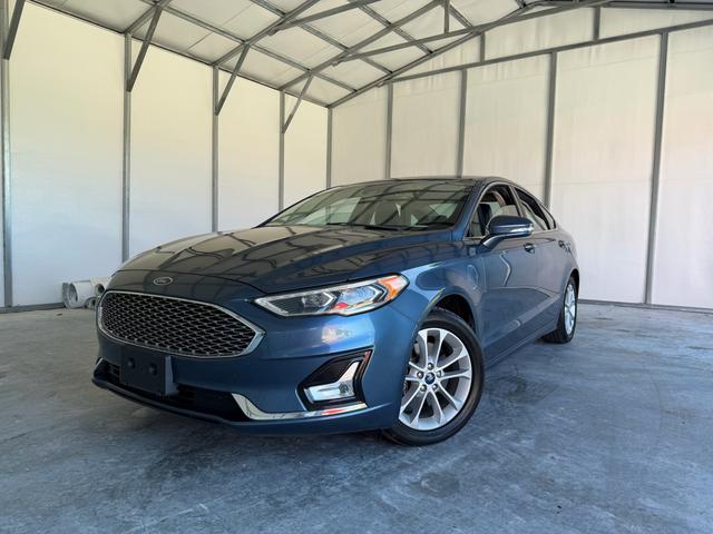2019 Ford Fusion Energi Titanium FWD