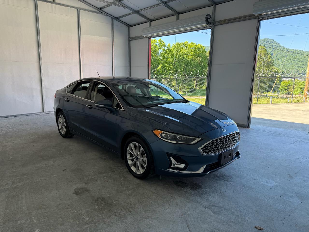 Ford Fusion Energi Titanium 2019