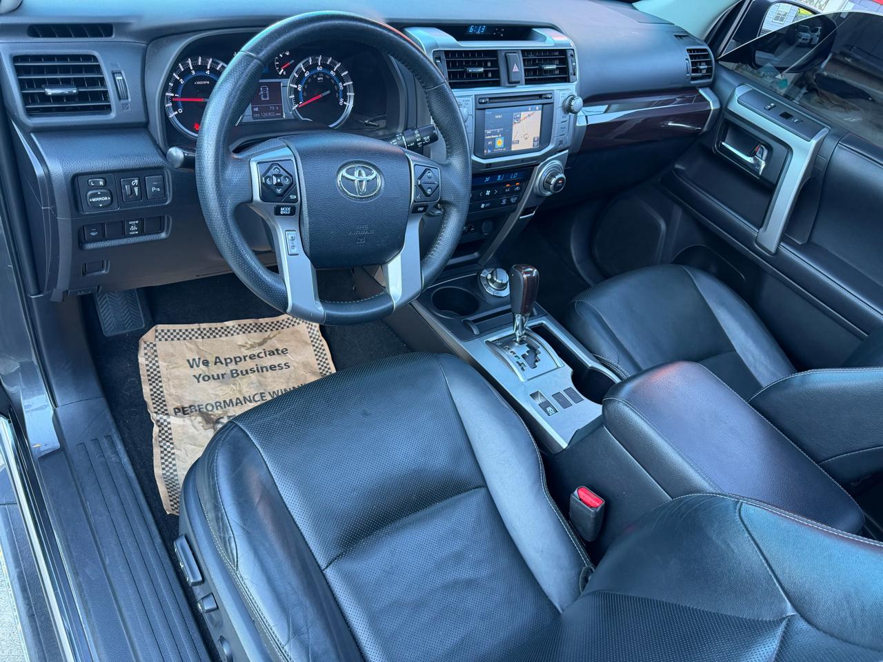 Toyota 4Runner SR5 4WD 2019