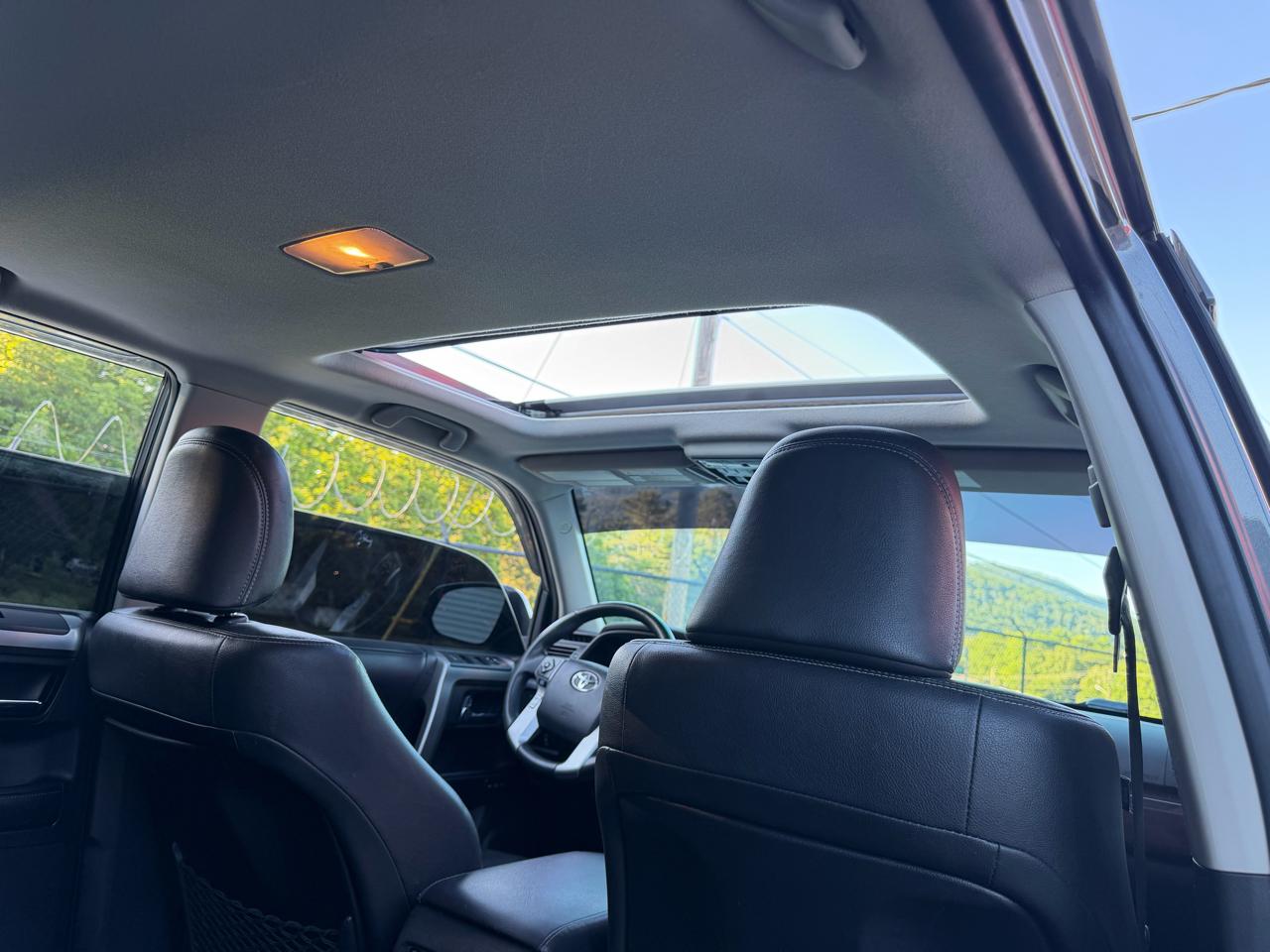 Toyota 4Runner SR5 4WD 2019