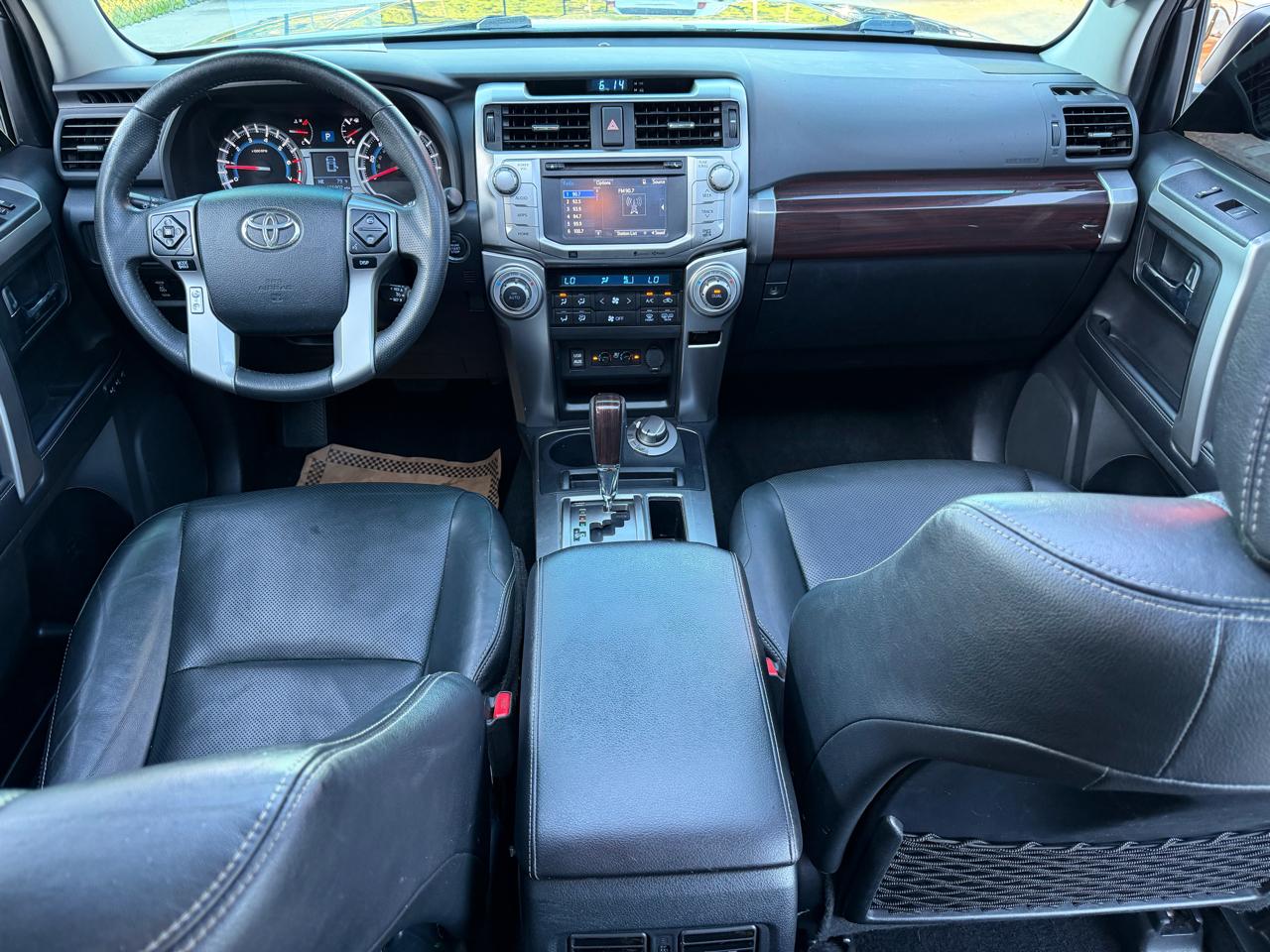 Toyota 4Runner SR5 4WD 2019