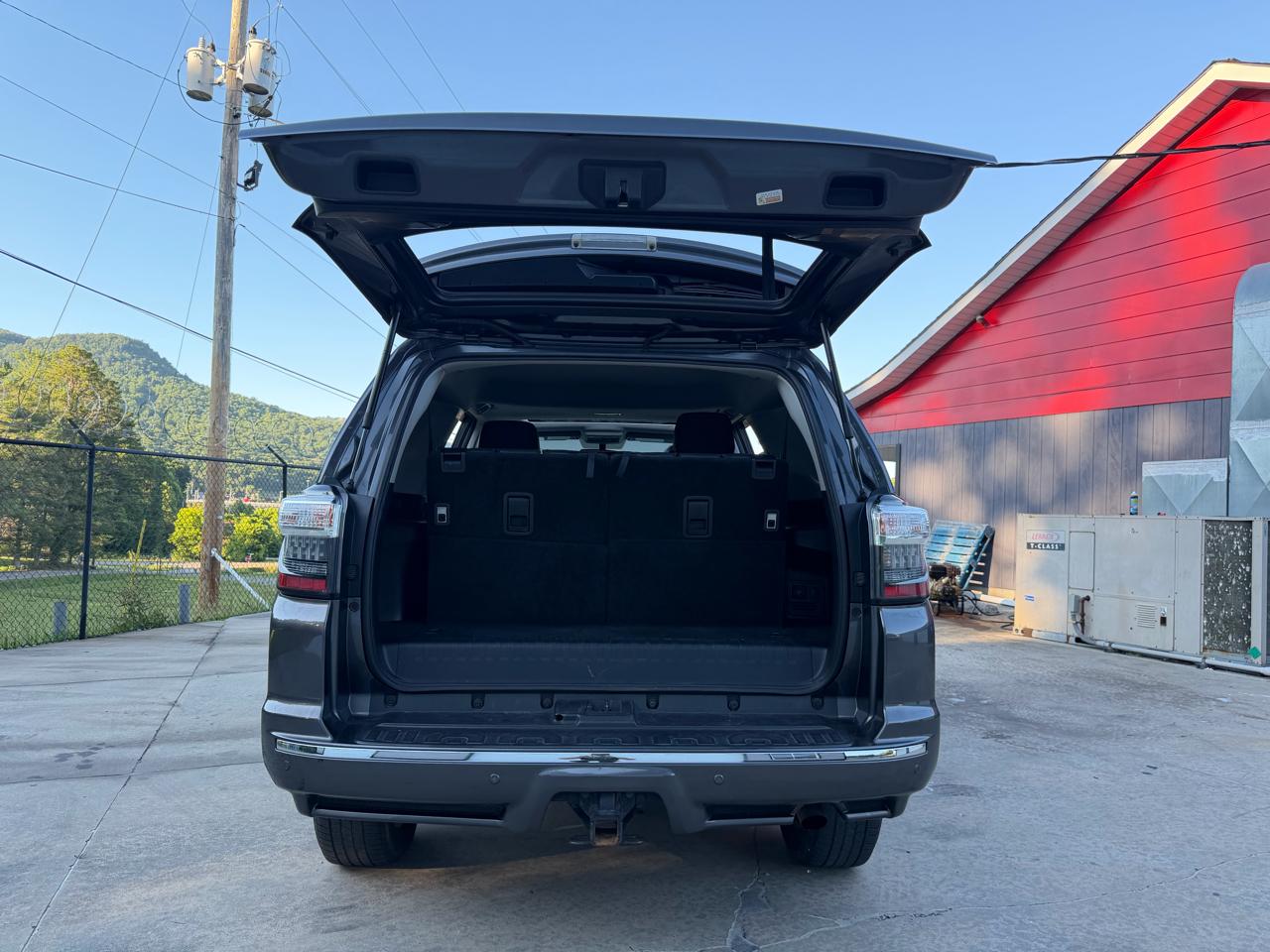 Toyota 4Runner SR5 4WD 2019