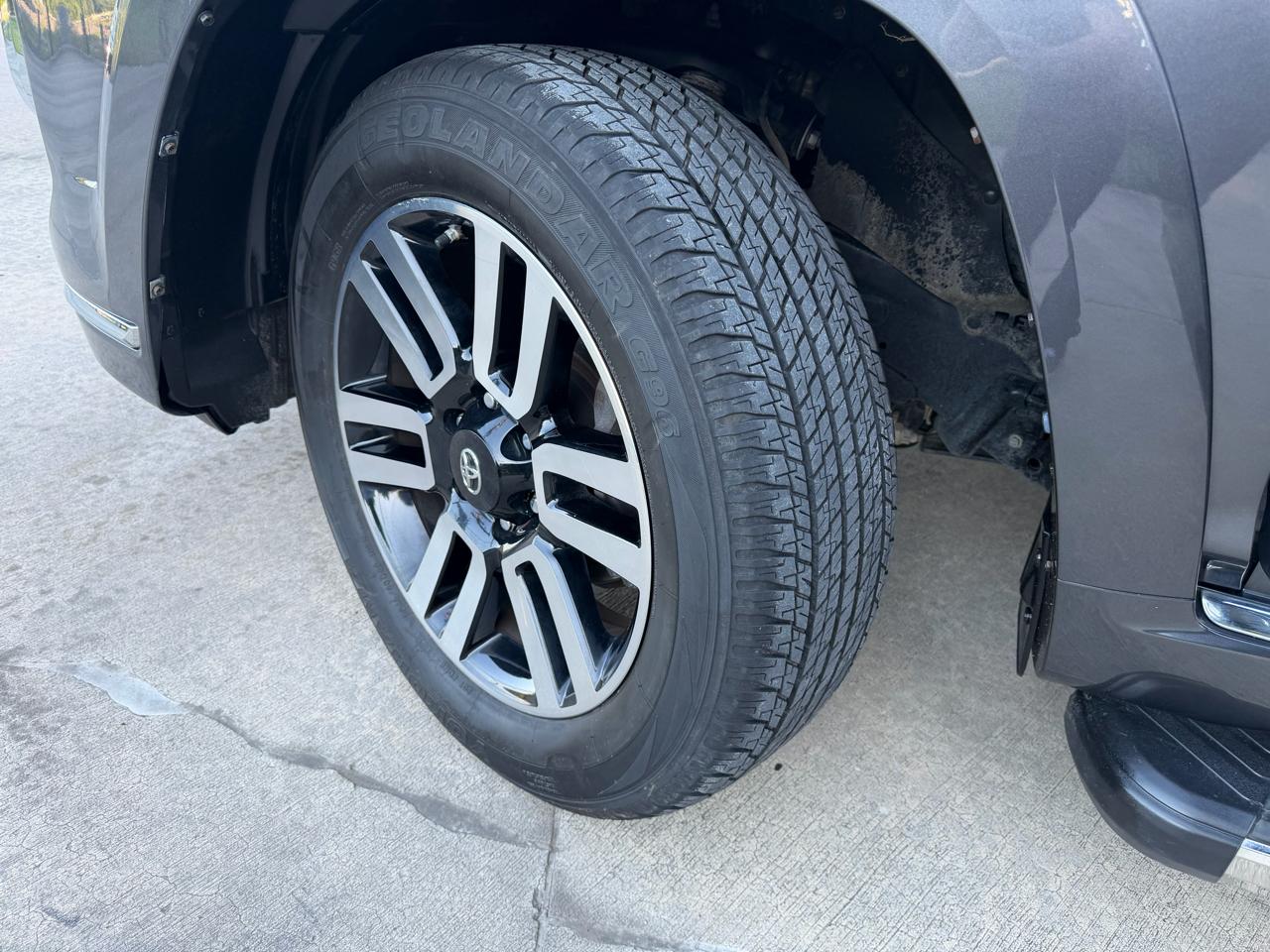 Toyota 4Runner SR5 4WD 2019
