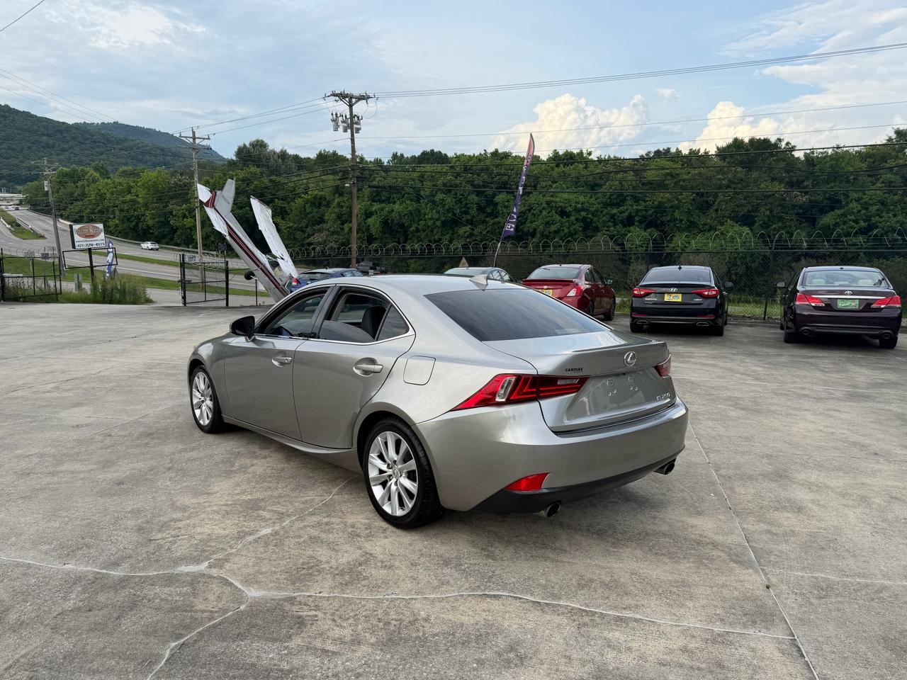 Lexus IS 250 RWD 2015