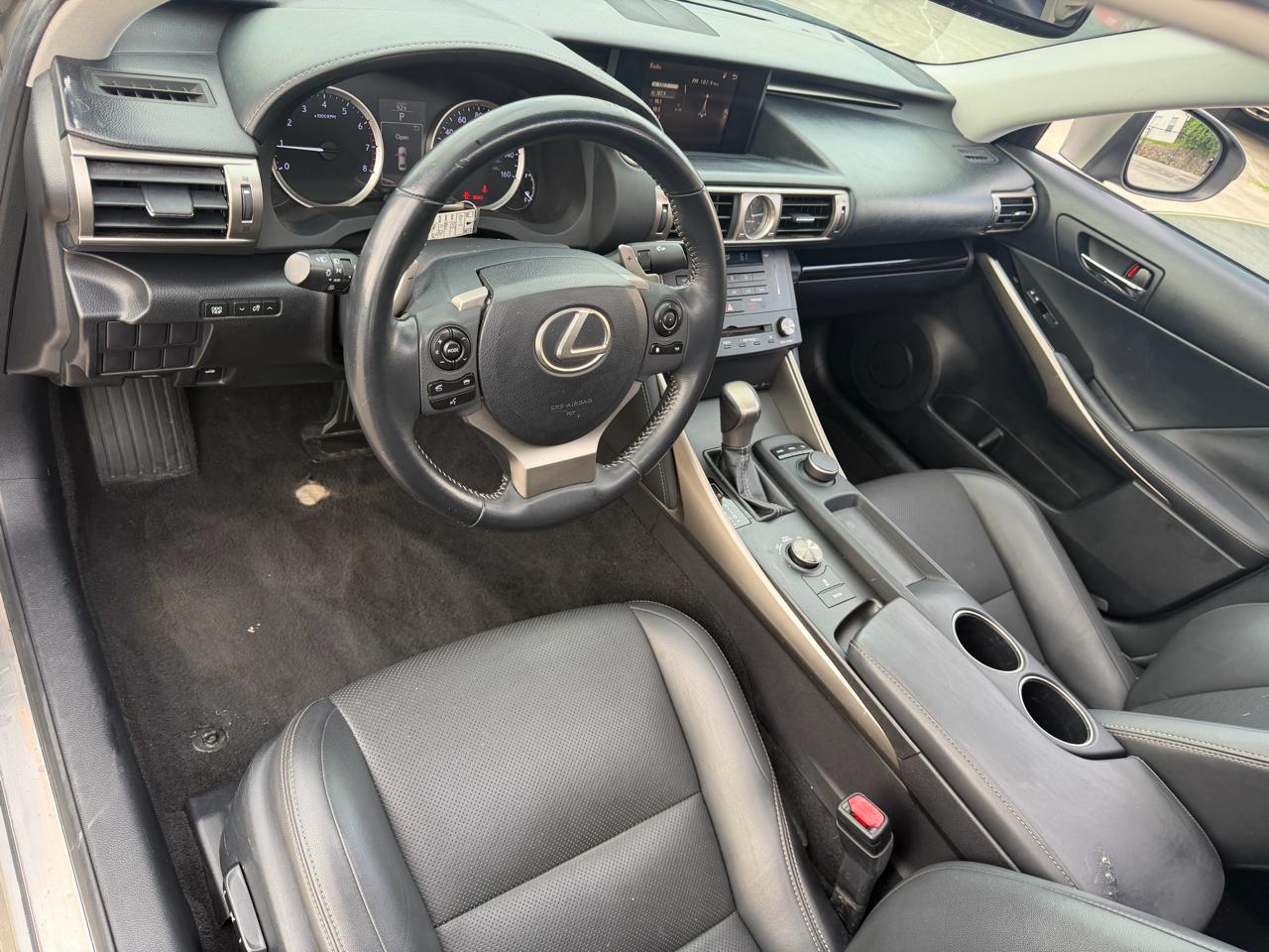 Lexus IS 250 RWD 2015