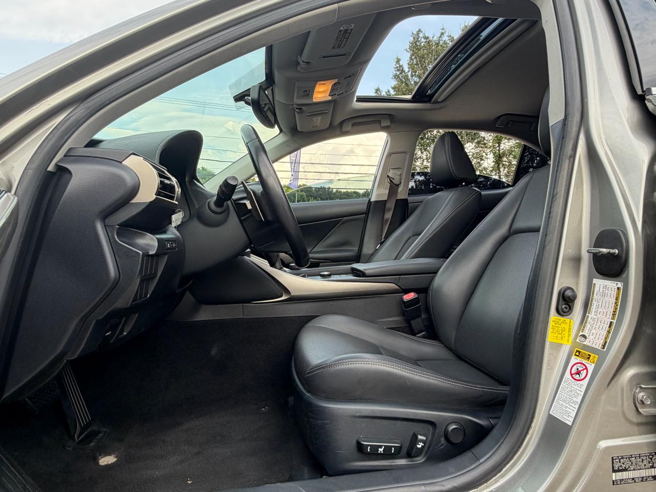 Lexus IS 250 RWD 2015