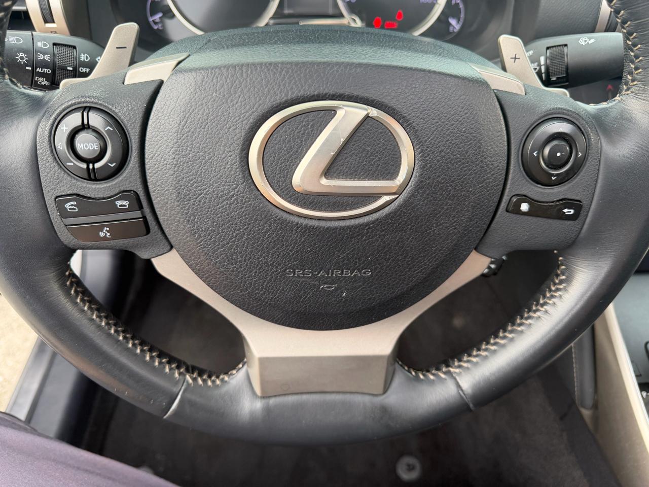 Lexus IS 250 RWD 2015