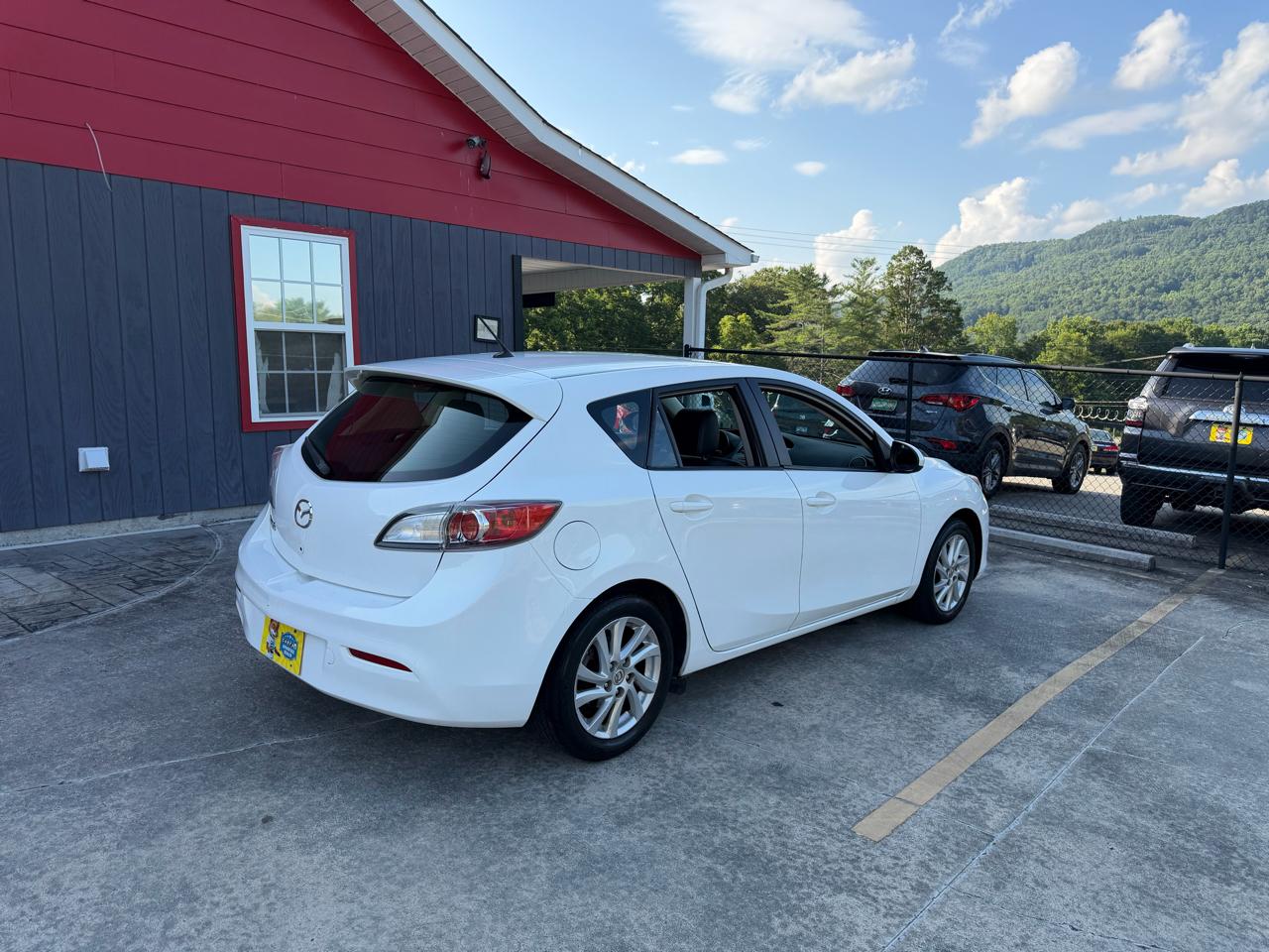 Mazda MAZDA3 I Grand Touring 5-Door 2012