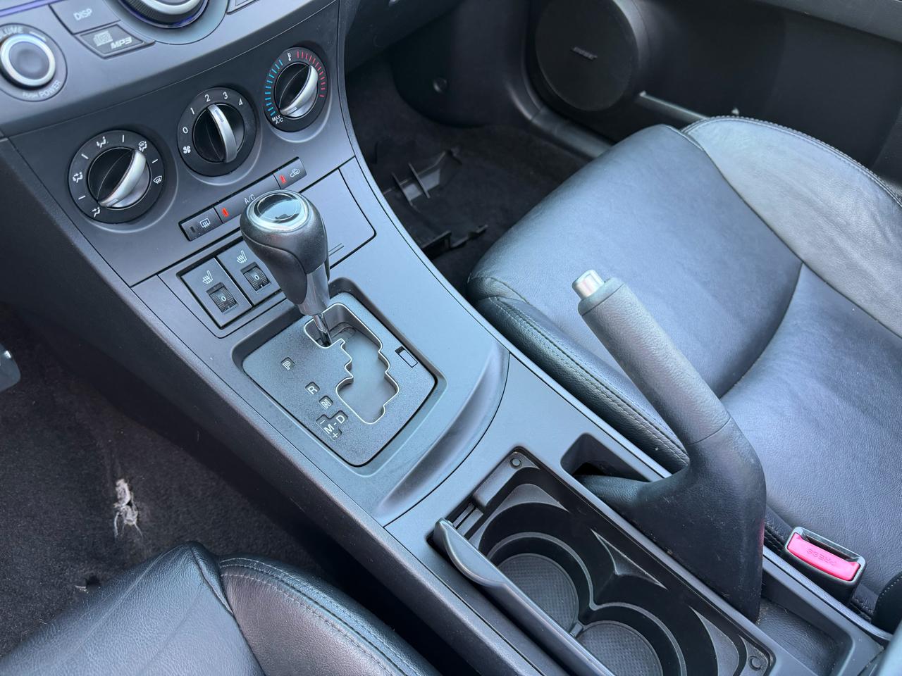 Mazda MAZDA3 I Grand Touring 5-Door 2012