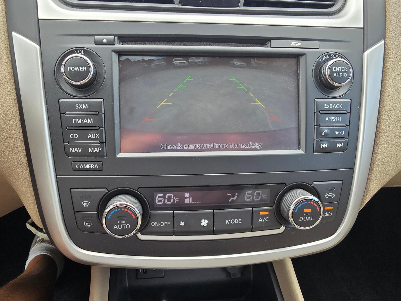 Nissan Altima 2.5 SV Sedan 2016