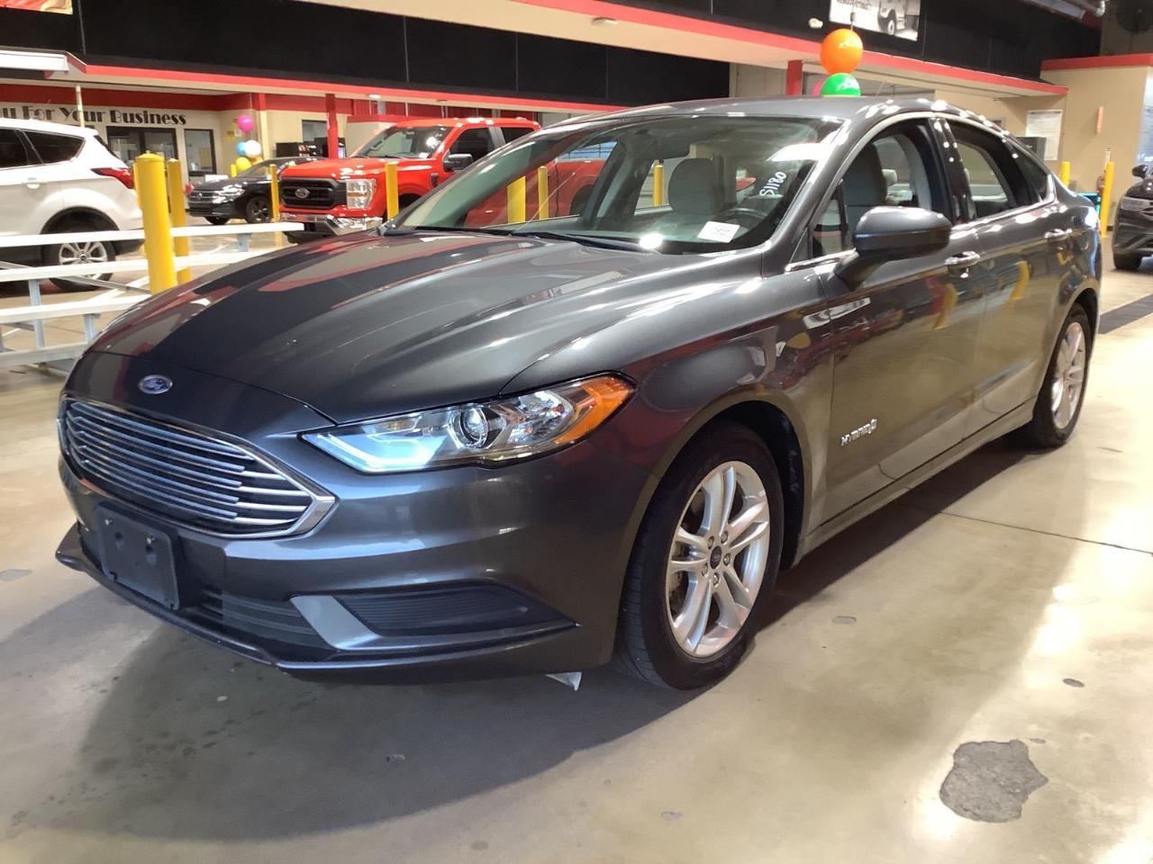 Ford Fusion Hybrid S 2018