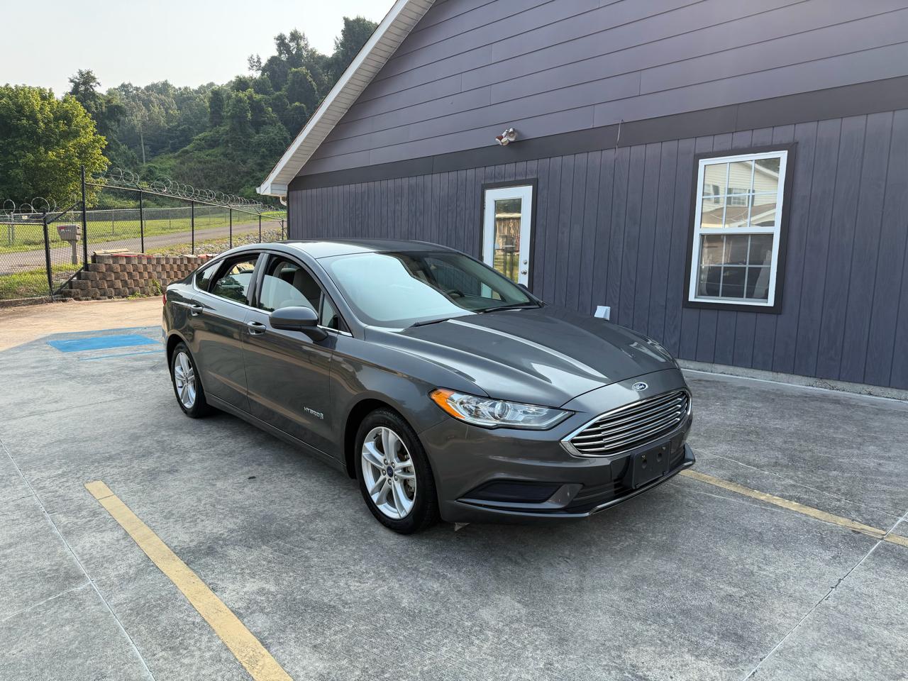 Ford Fusion Hybrid S 2018