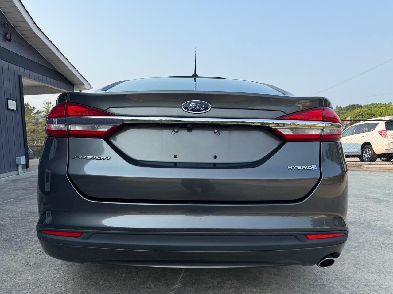 Ford Fusion Hybrid S 2018