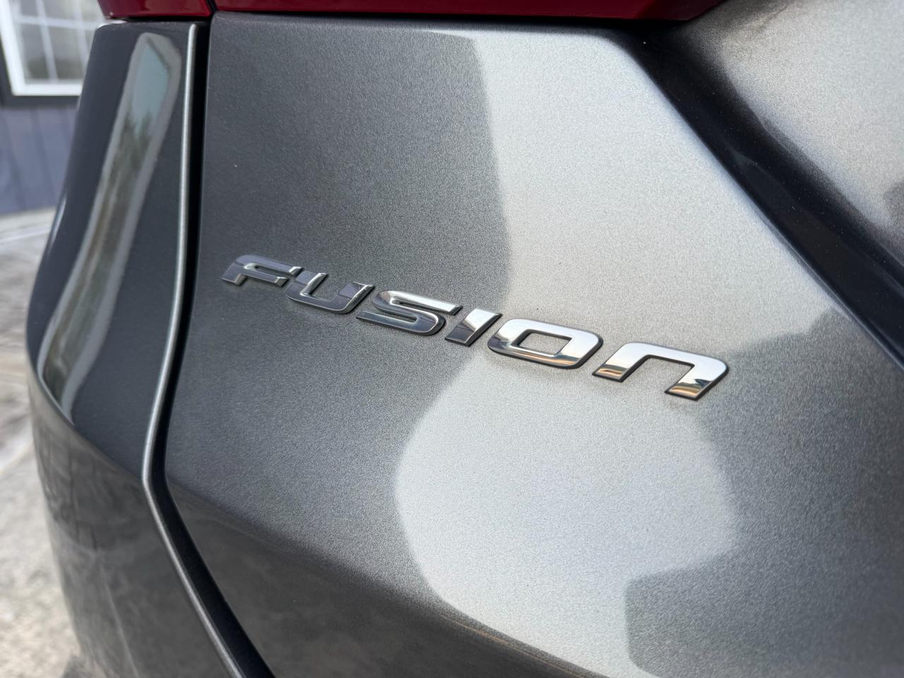 Ford Fusion Hybrid S 2018