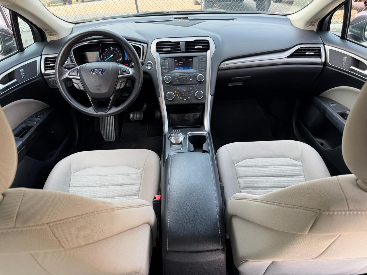 Ford Fusion Hybrid S 2018