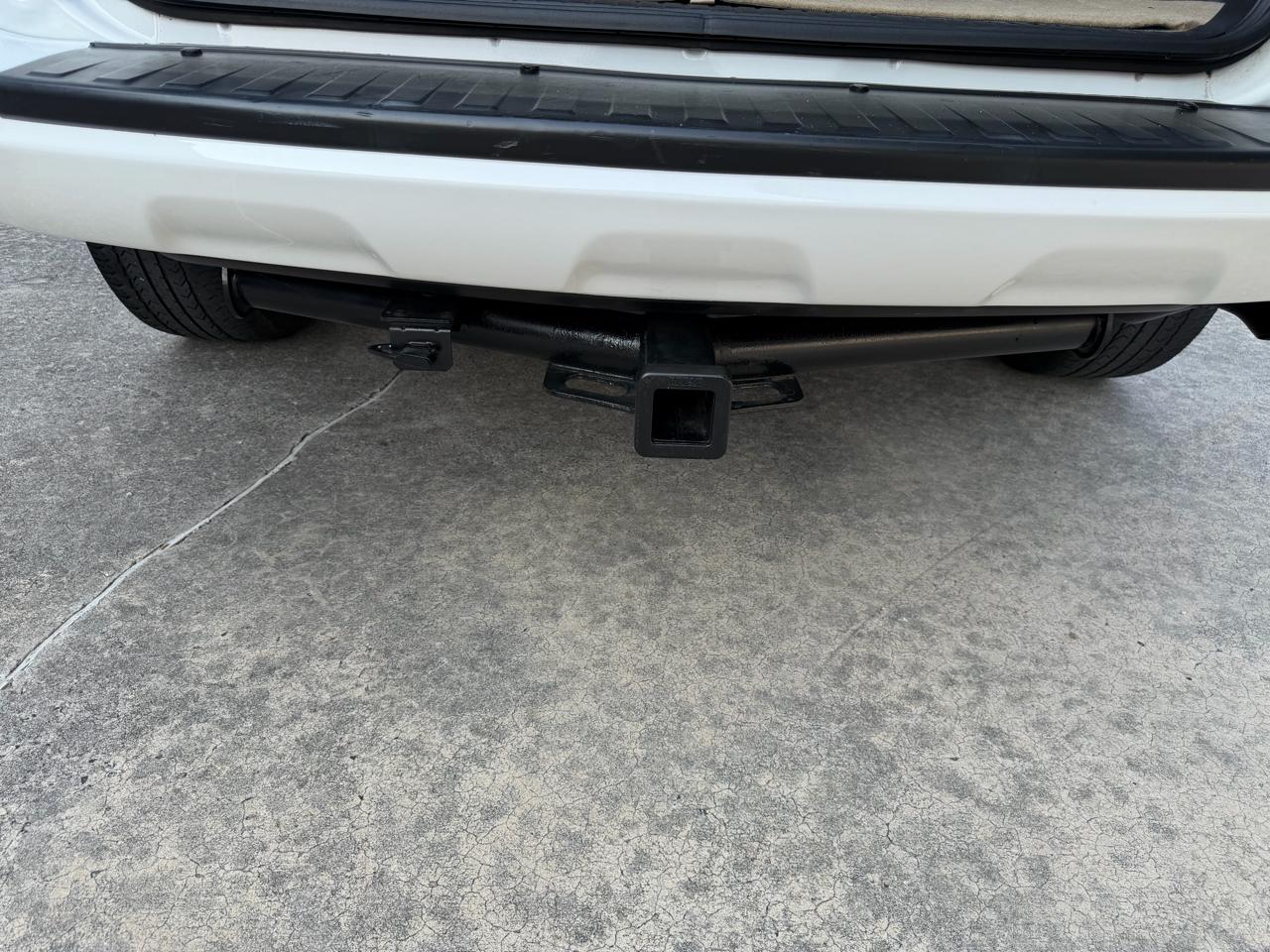 Toyota RAV4 Base V6 2WD 2009