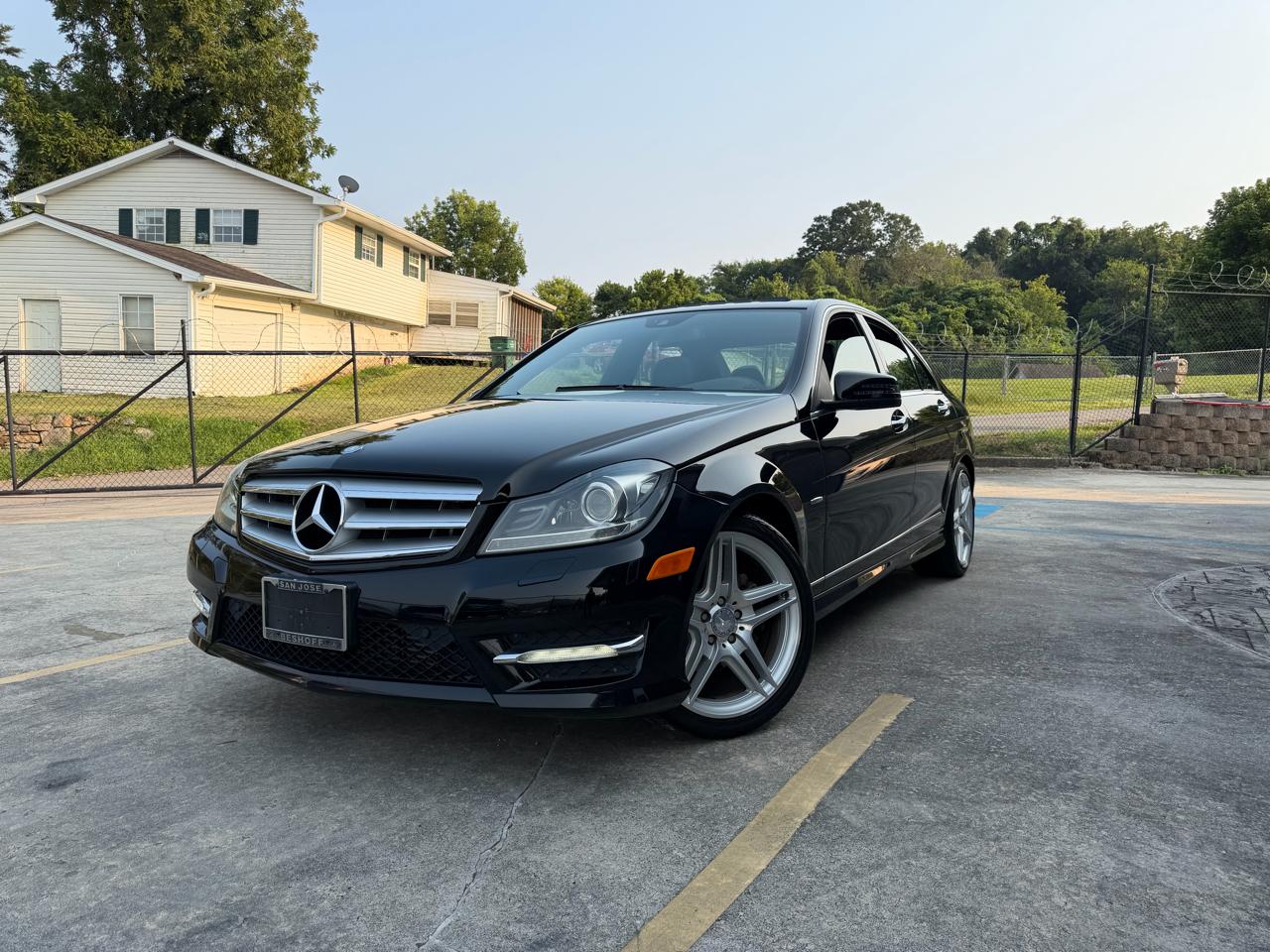 Mercedes-Benz C-Class C250 Luxury Sedan 2012