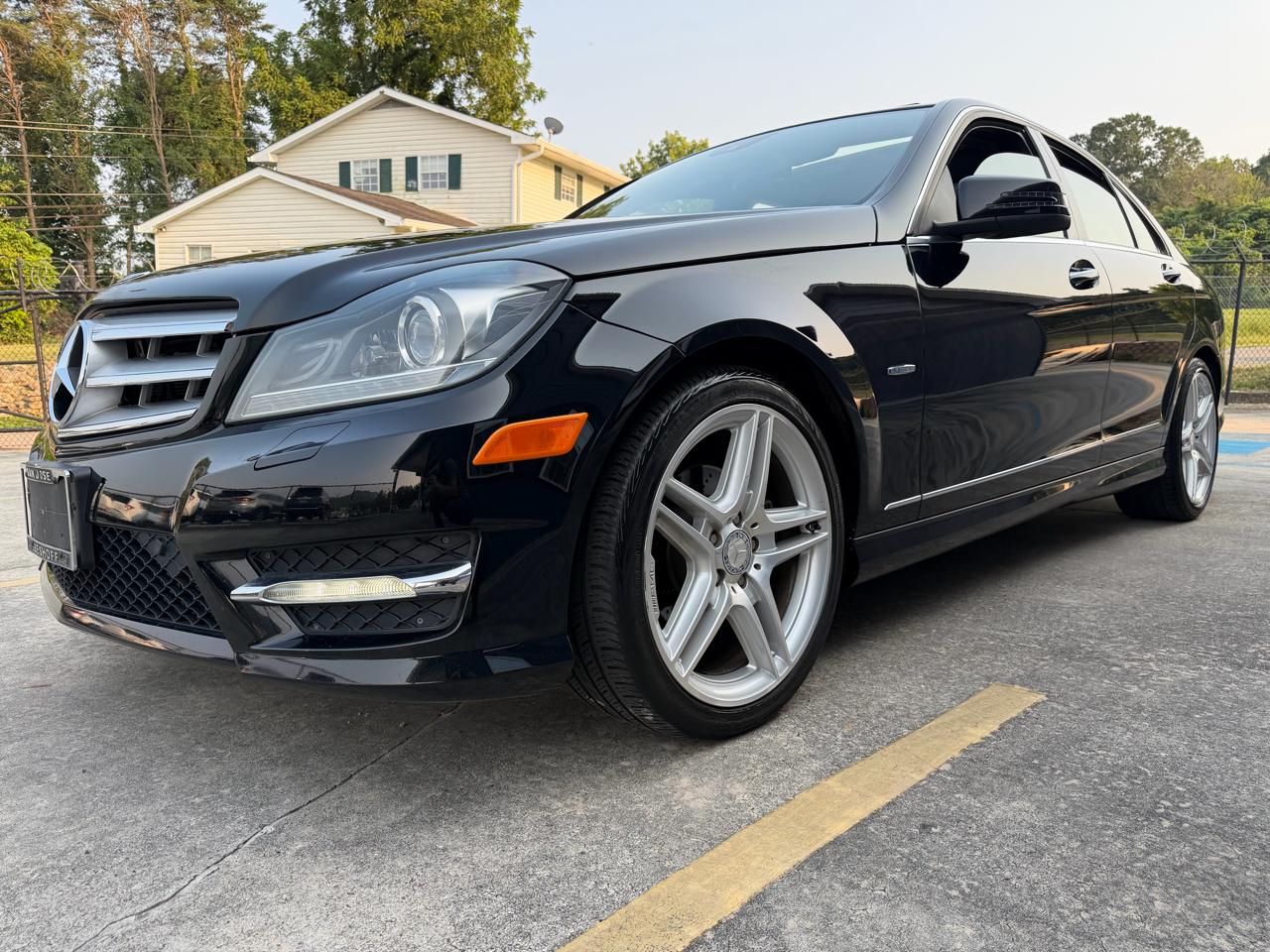 Mercedes-Benz C-Class C250 Luxury Sedan 2012