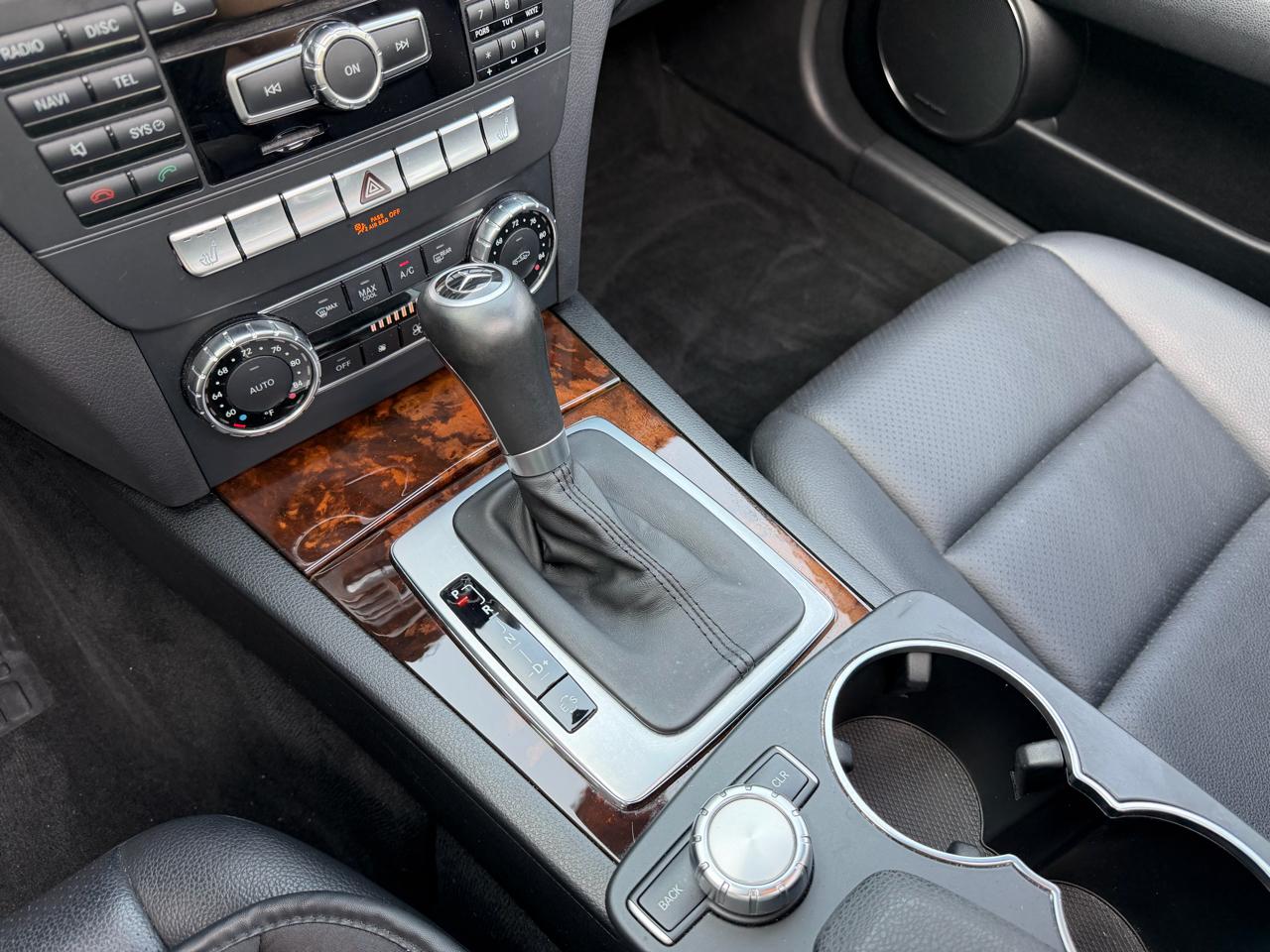 Mercedes-Benz C-Class C250 Luxury Sedan 2012