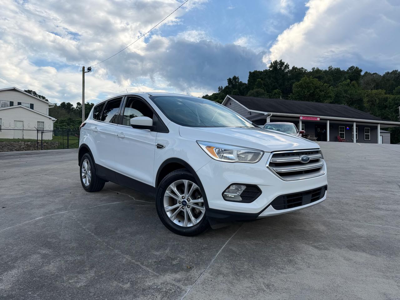 Ford Escape SE FWD 2019