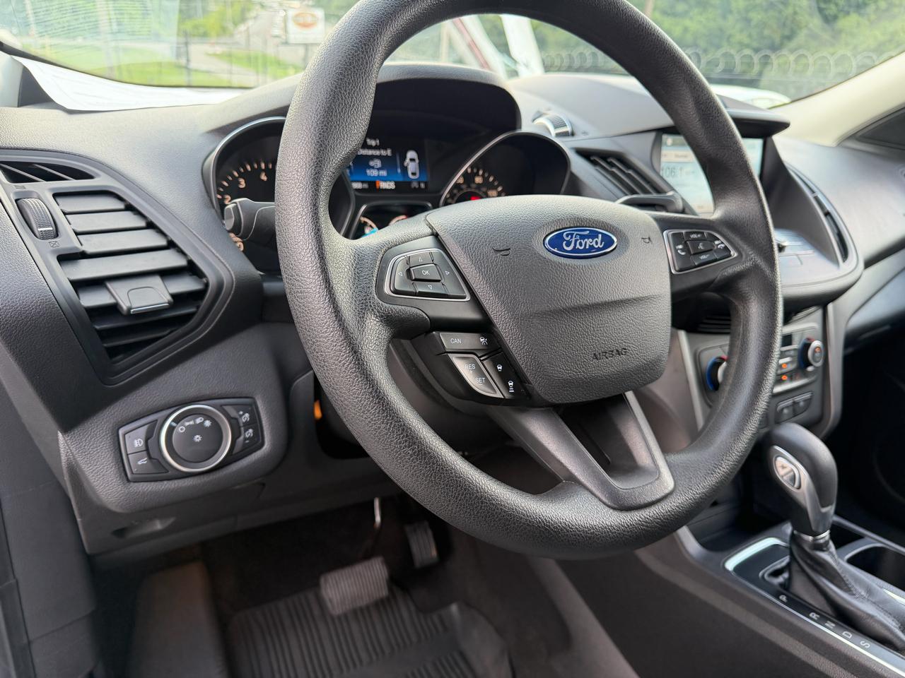 Ford Escape SE FWD 2019