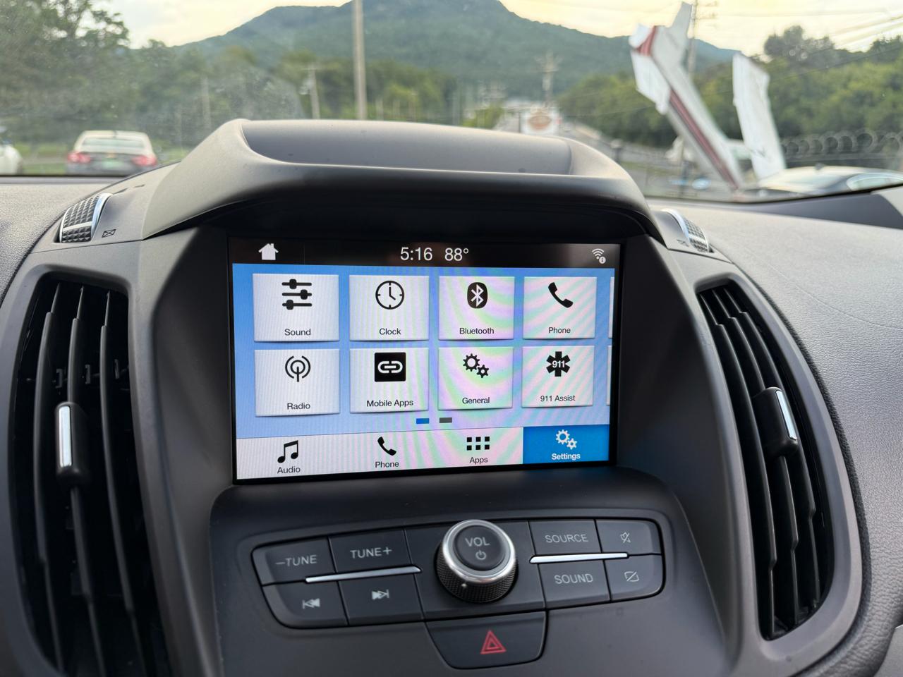 Ford Escape SE FWD 2019