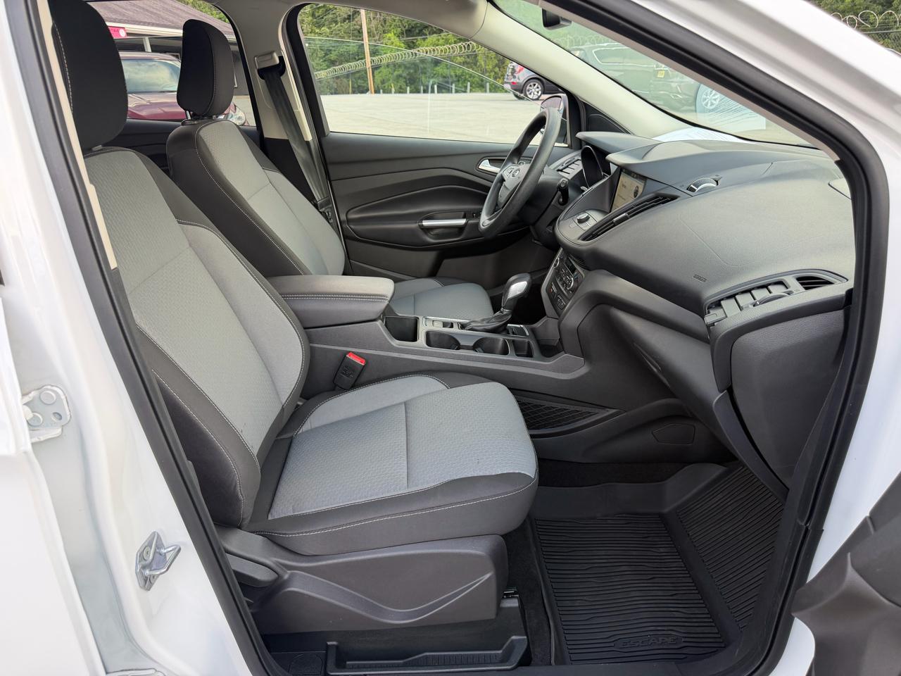 Ford Escape SE FWD 2019