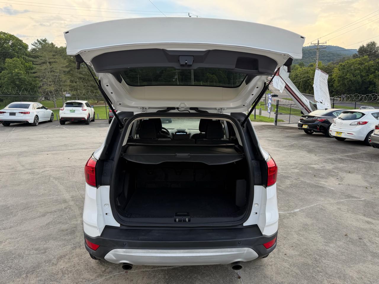 Ford Escape SE FWD 2019