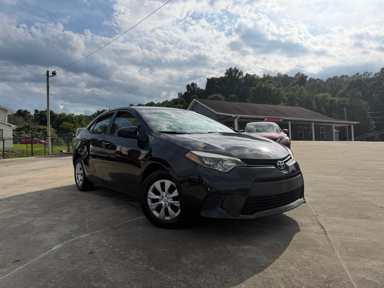 Toyota Corolla L 6-Speed MT 2015