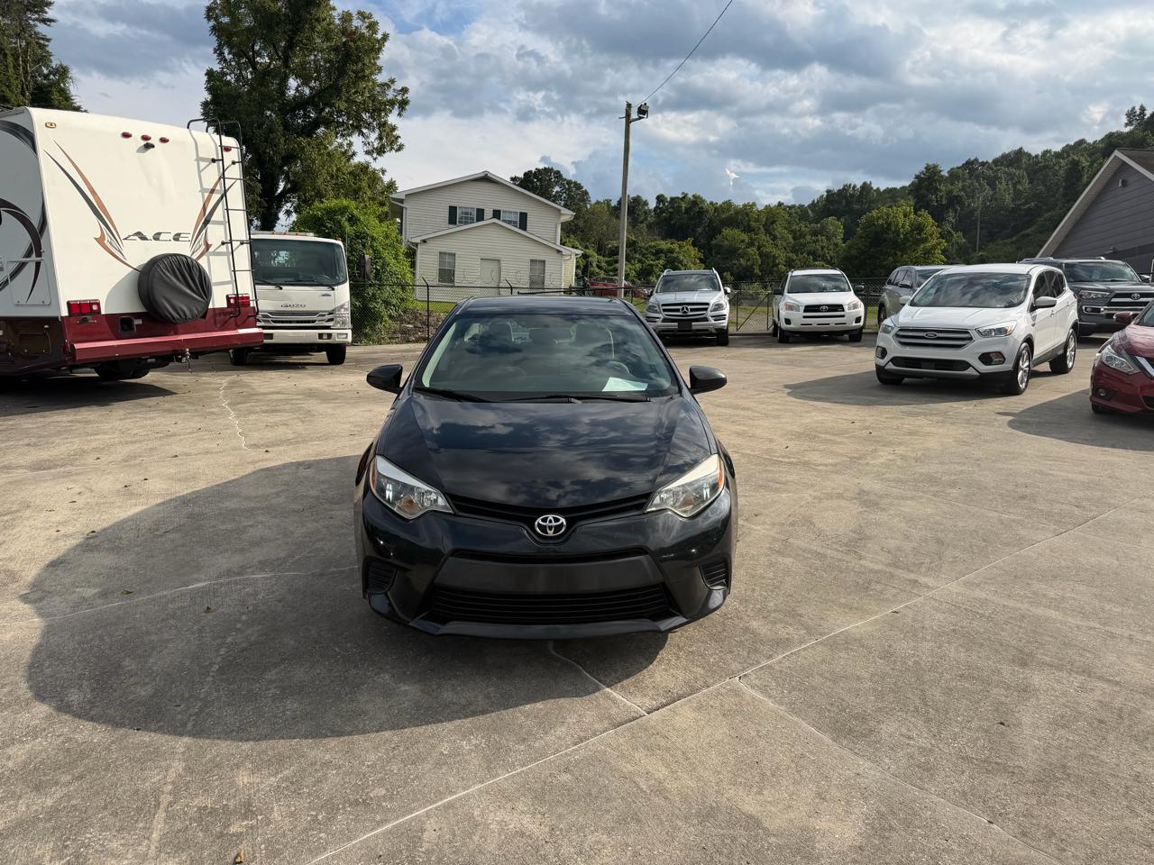 Toyota Corolla L 6-Speed MT 2015