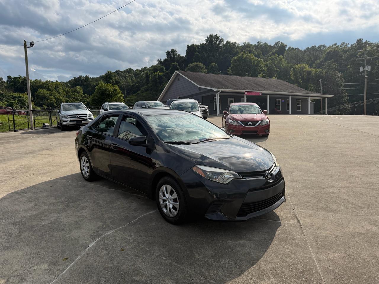 Toyota Corolla L 6-Speed MT 2015
