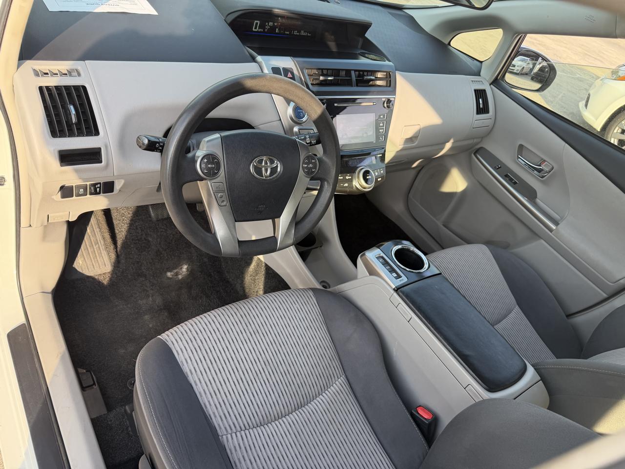 Toyota Prius V Two 2017