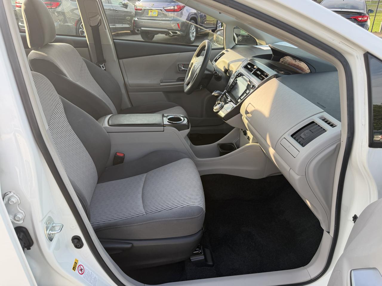 Toyota Prius V Two 2017