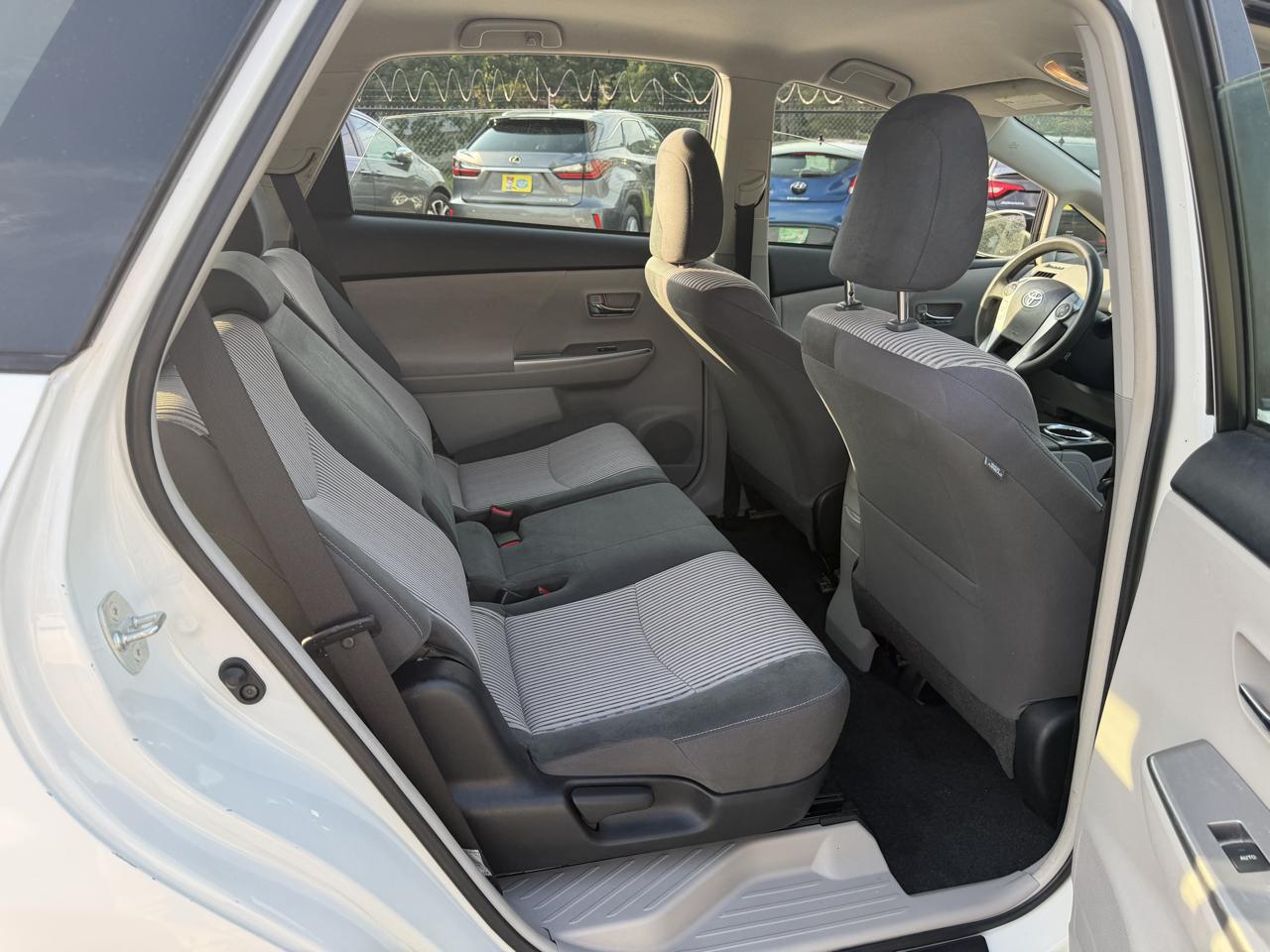 Toyota Prius V Two 2017