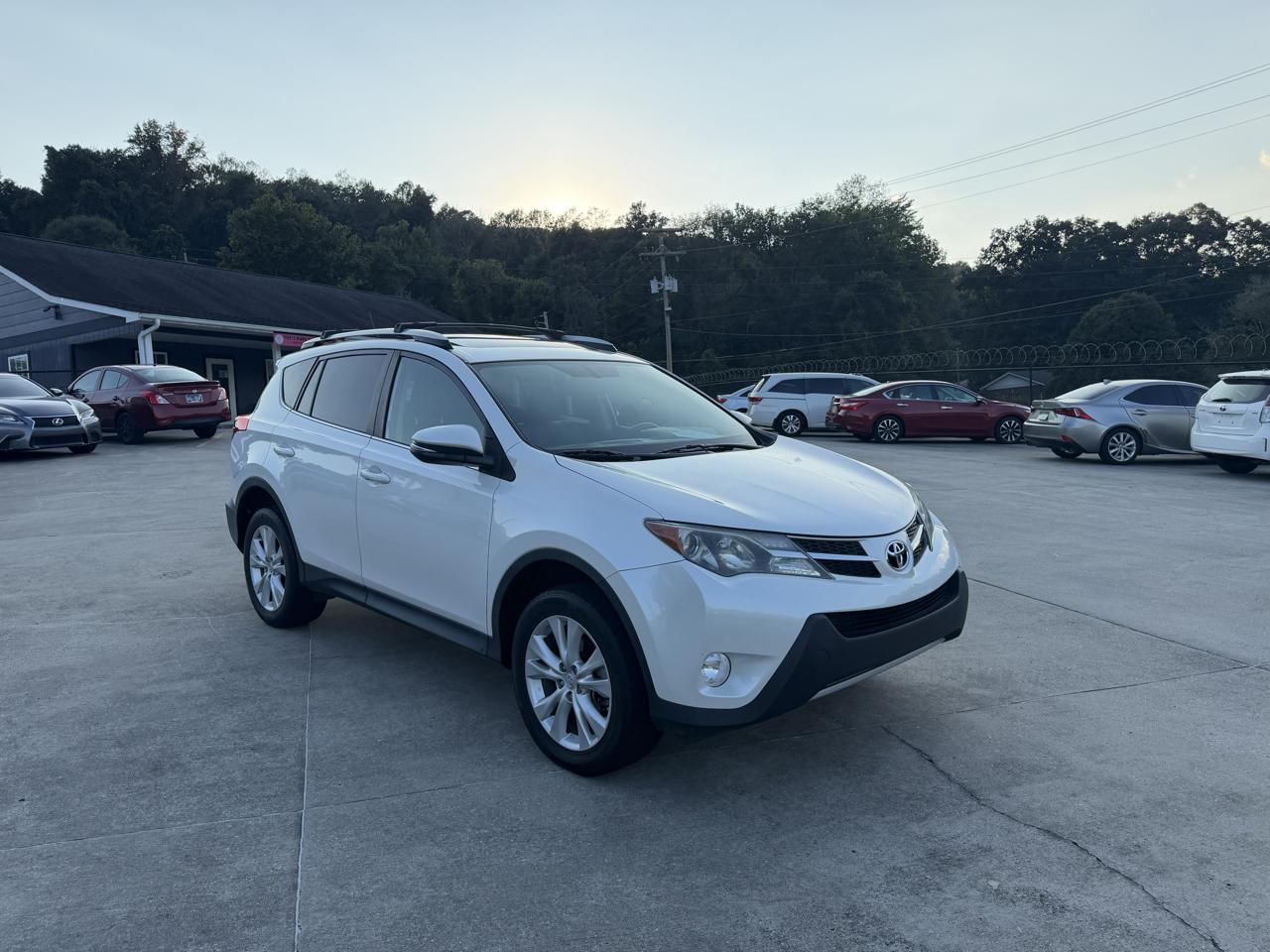 Toyota RAV4 Limited FWD 2014