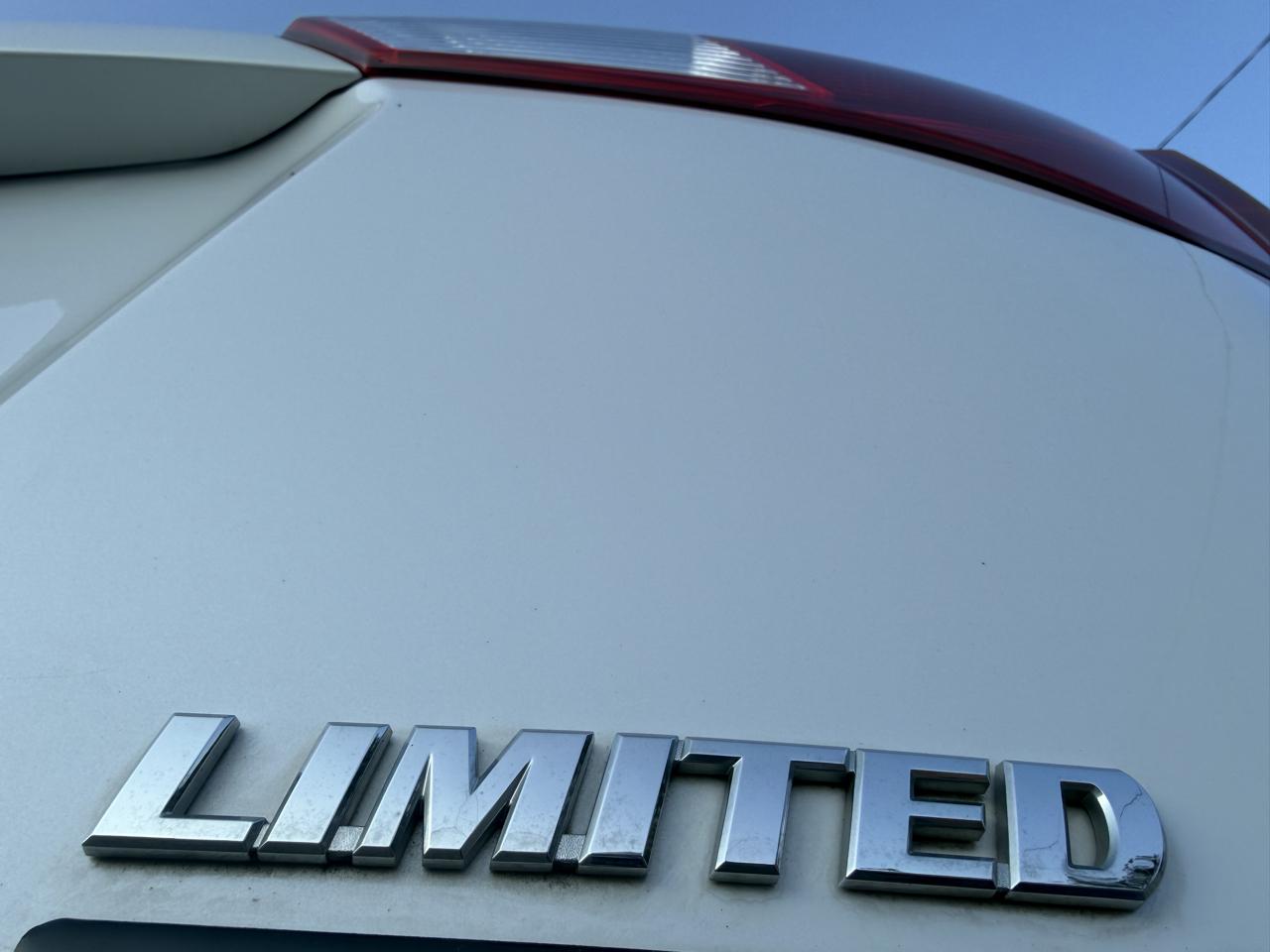 Toyota RAV4 Limited FWD 2014
