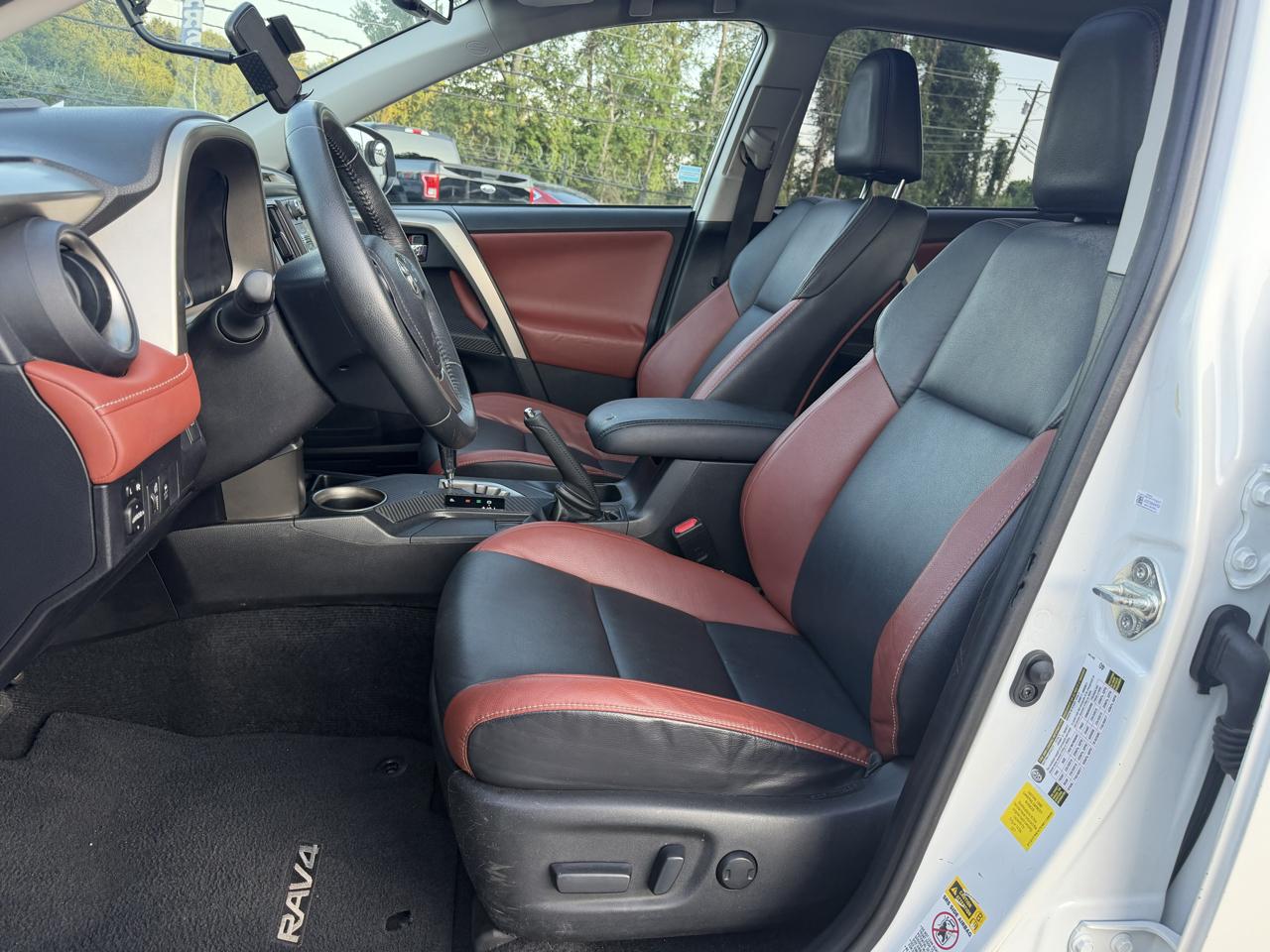 Toyota RAV4 Limited FWD 2014