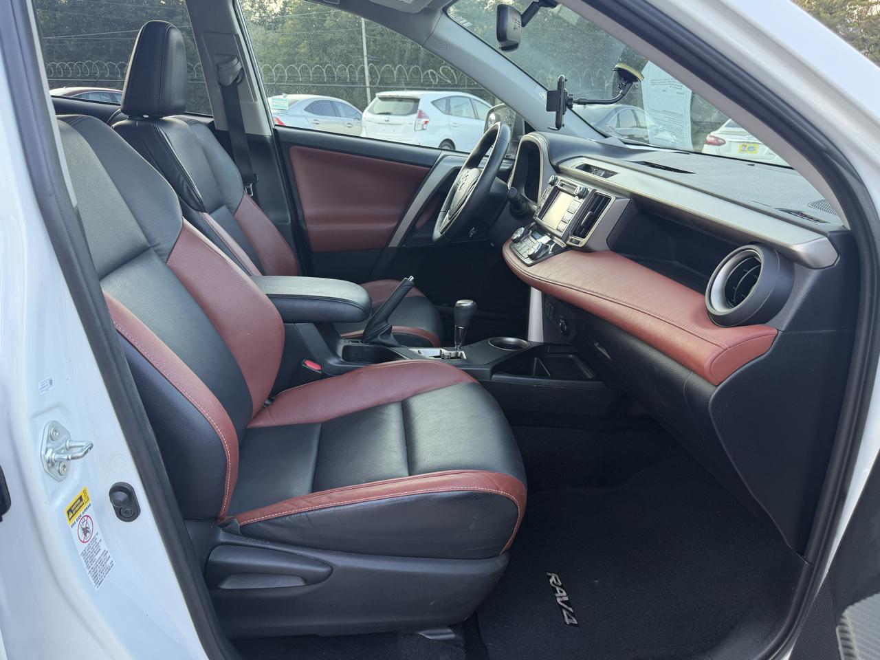 Toyota RAV4 Limited FWD 2014