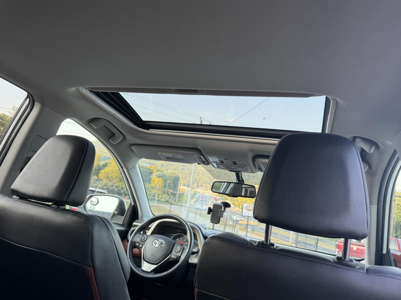 Toyota RAV4 Limited FWD 2014