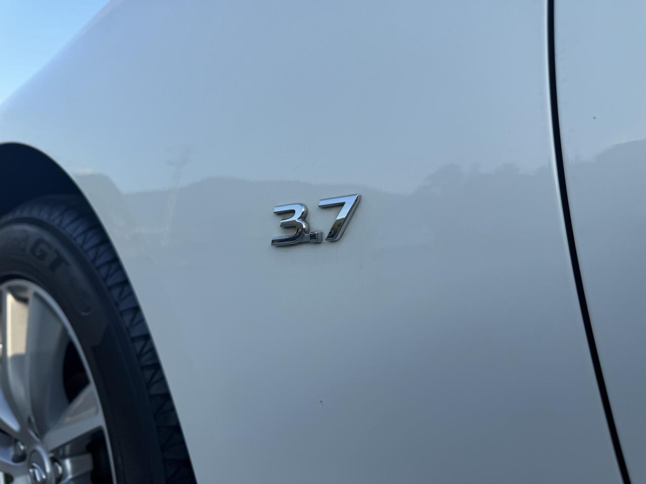 Infiniti Q50 Premium AWD 2015