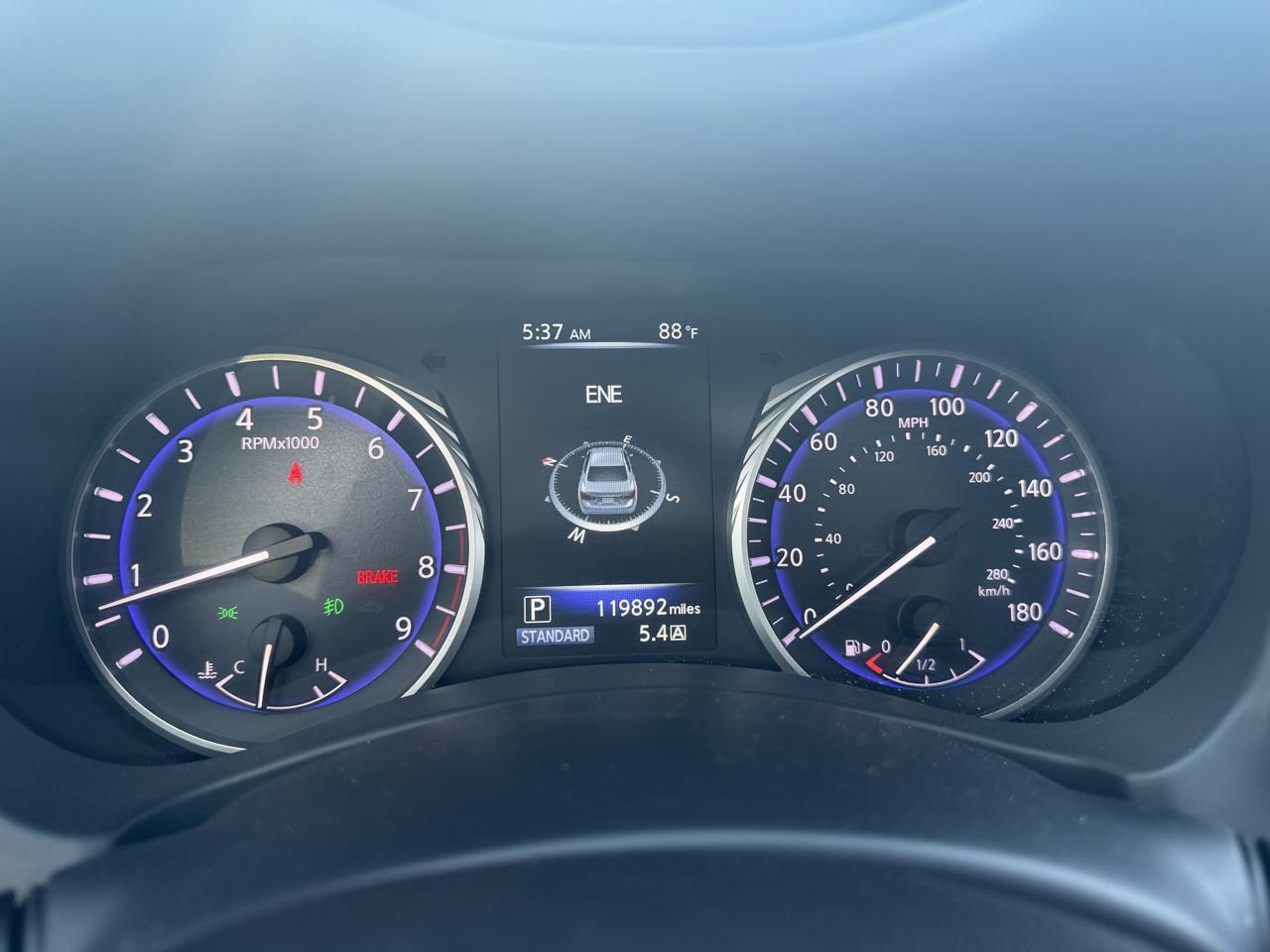 Infiniti Q50 Premium AWD 2015