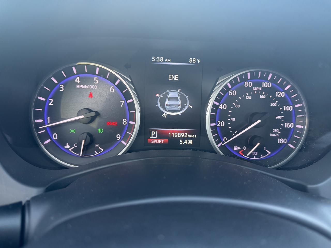 Infiniti Q50 Premium AWD 2015