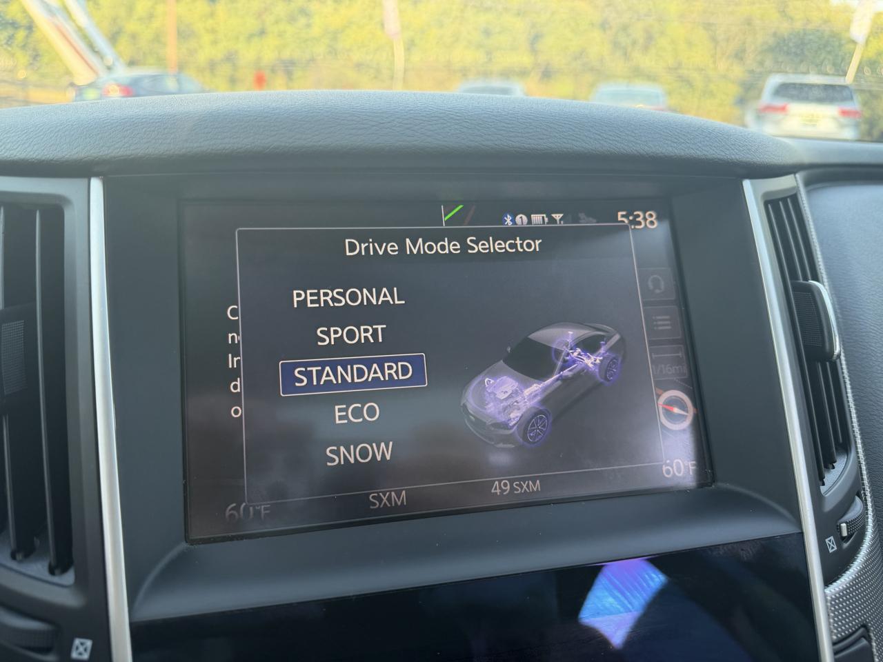 Infiniti Q50 Premium AWD 2015