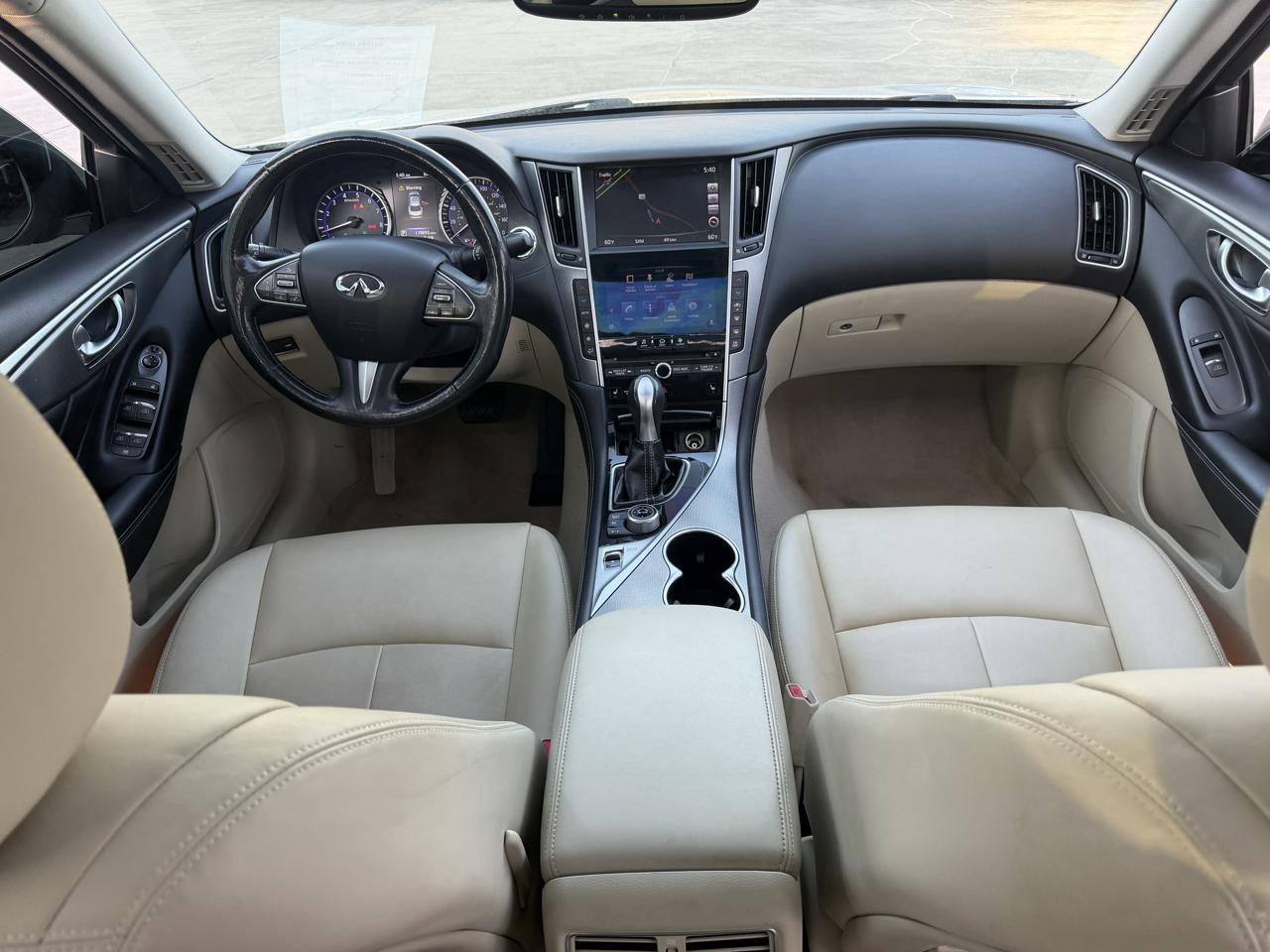 Infiniti Q50 Premium AWD 2015