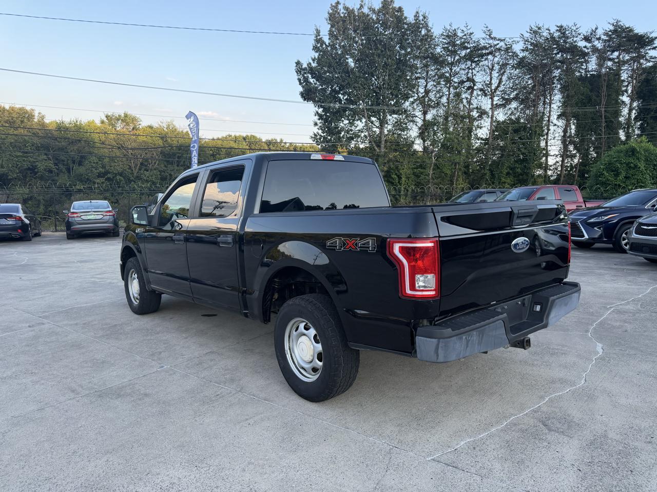 Ford F-150 XL SuperCrew 6.5-ft. Bed 4WD 2017