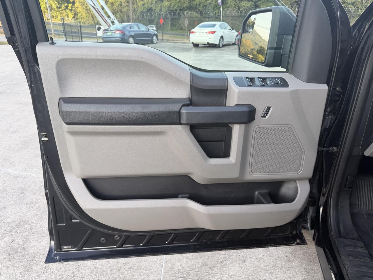 Ford F-150 XL SuperCrew 6.5-ft. Bed 4WD 2017